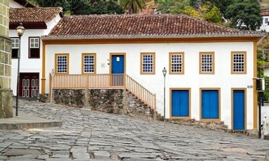 Fachada principal do Museu do Diamante
