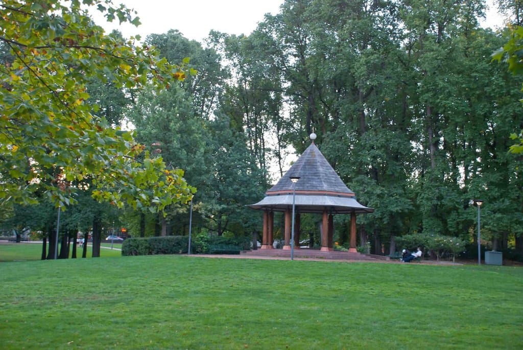Gazeebo in the middle of Glebe Park