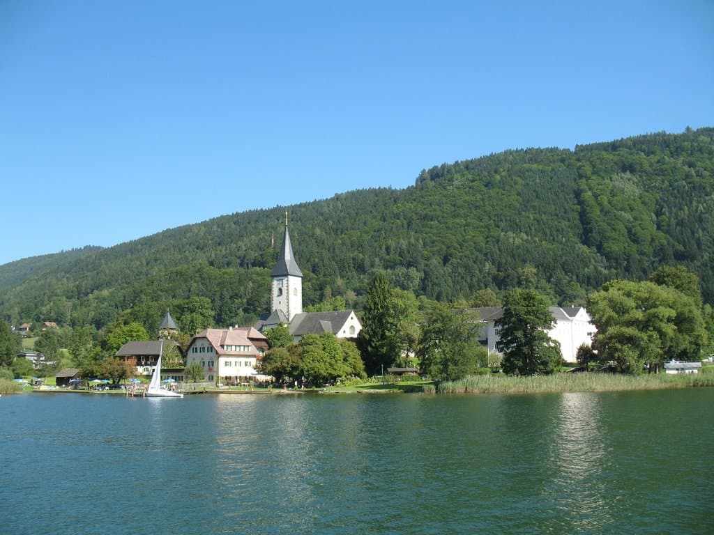 View of Ossiach from boat
