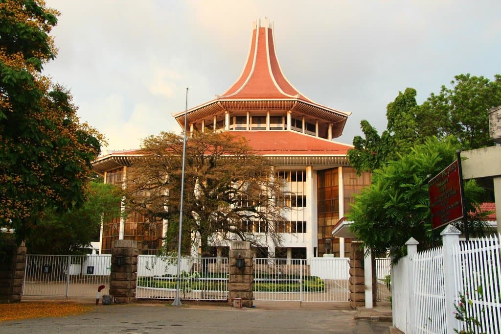 The New (Supreme) Courts Complex