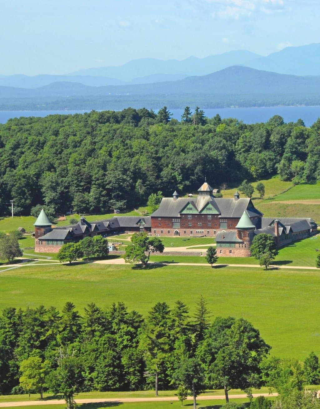 The Farm Barn at Shelburne Farms / Orah Moore