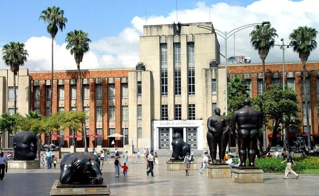 FACHADA DEL MUSEO