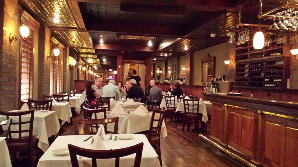 Late evening at Cafe 2825.