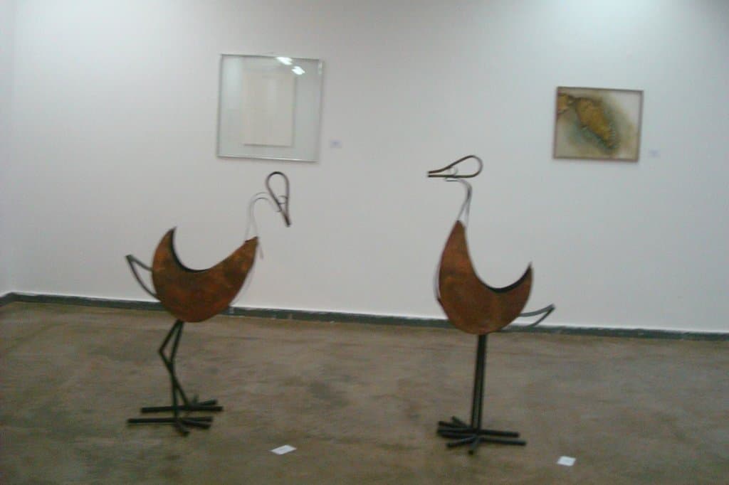 D. Cogolli," Ave I",escultura em cobre e ferro, Acervo do MAG