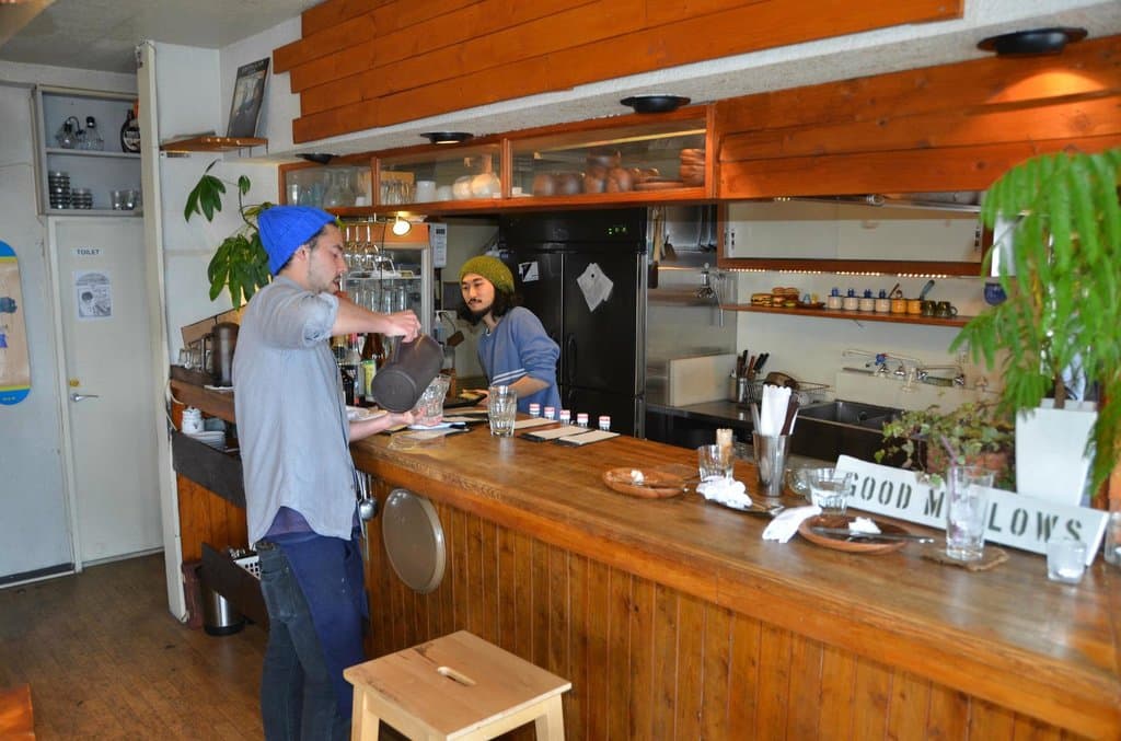 2 of the busy guys at Good Mellows