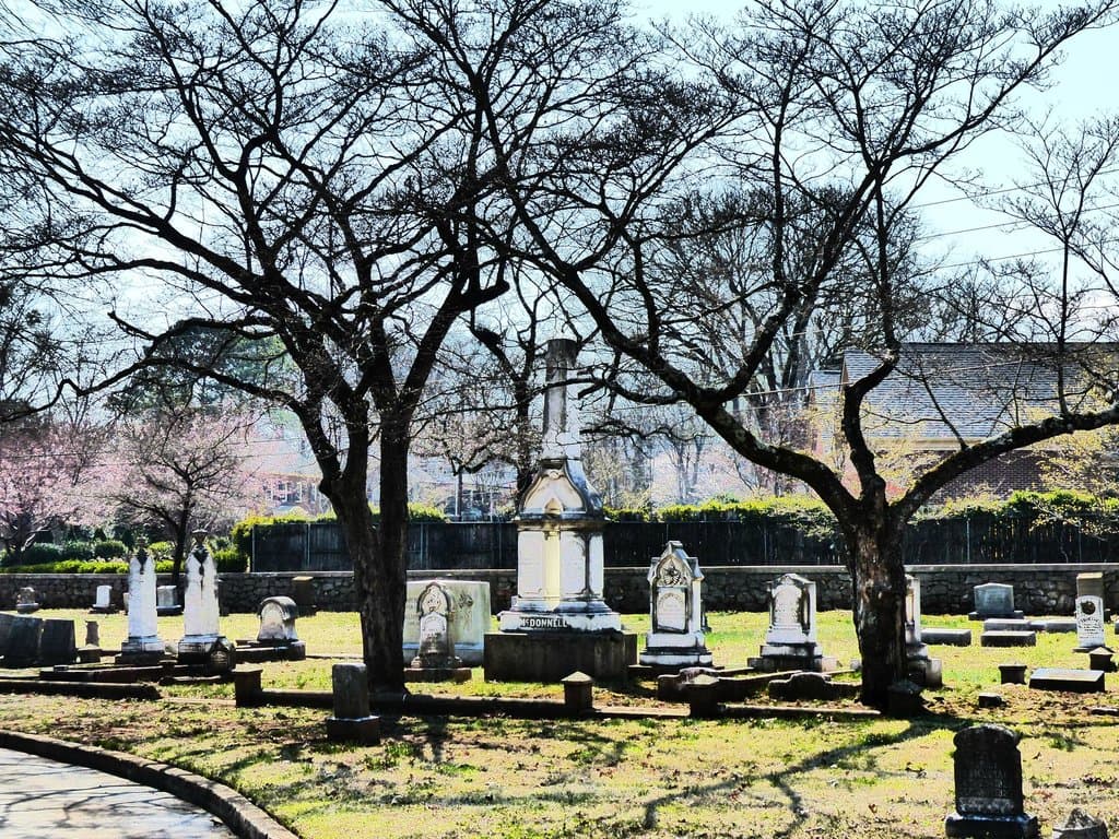 Beautiful graves from the 18th and 19th centuries