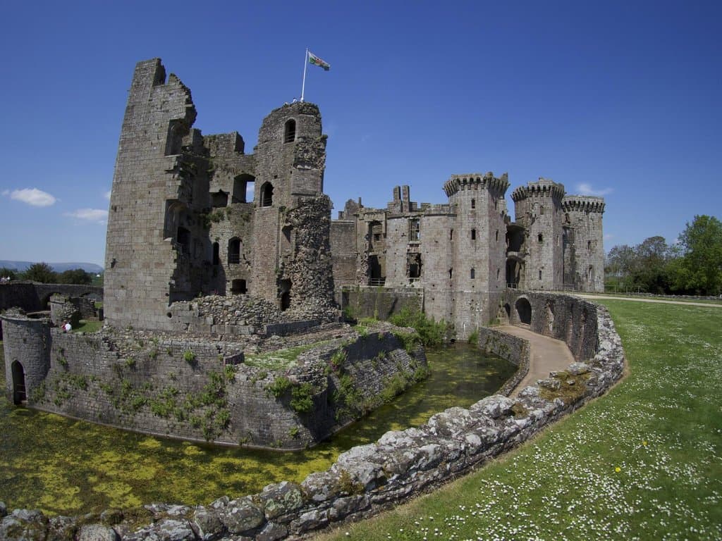 Beautiful Raglan Castle