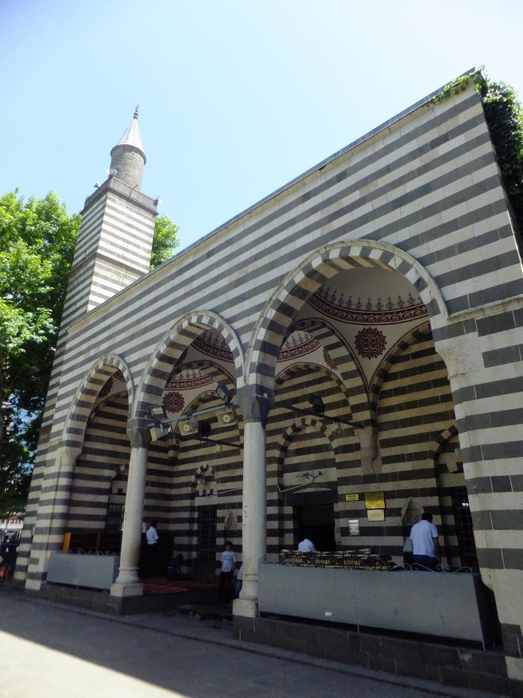 Front view of the mosque.