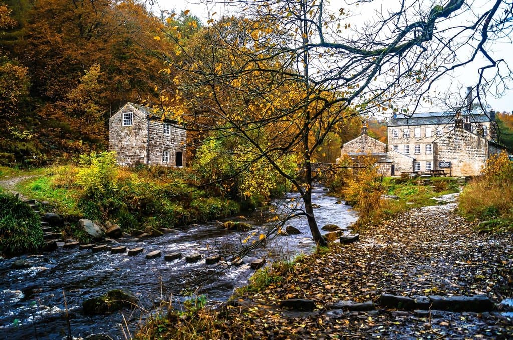 An autumnal Gibson's Mill, Hardcastle Crags (NT)
