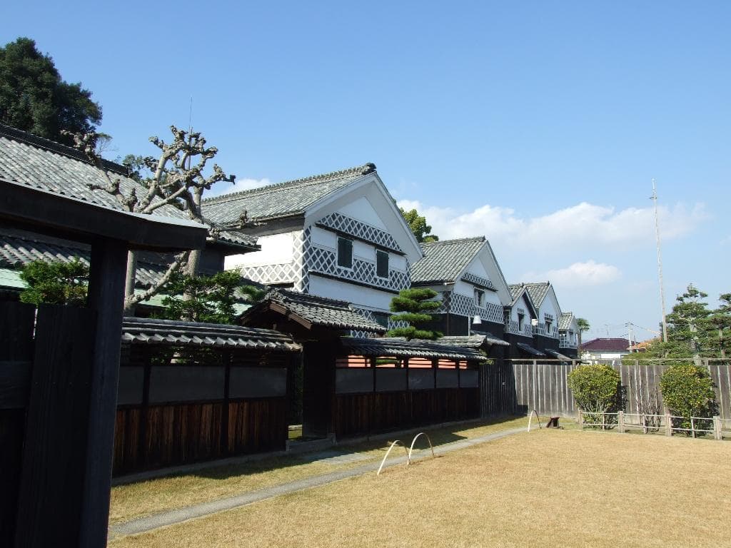 土蔵群
