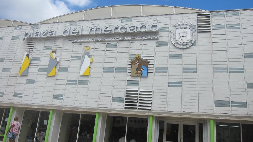 Correct photo of Rio Piedras Market