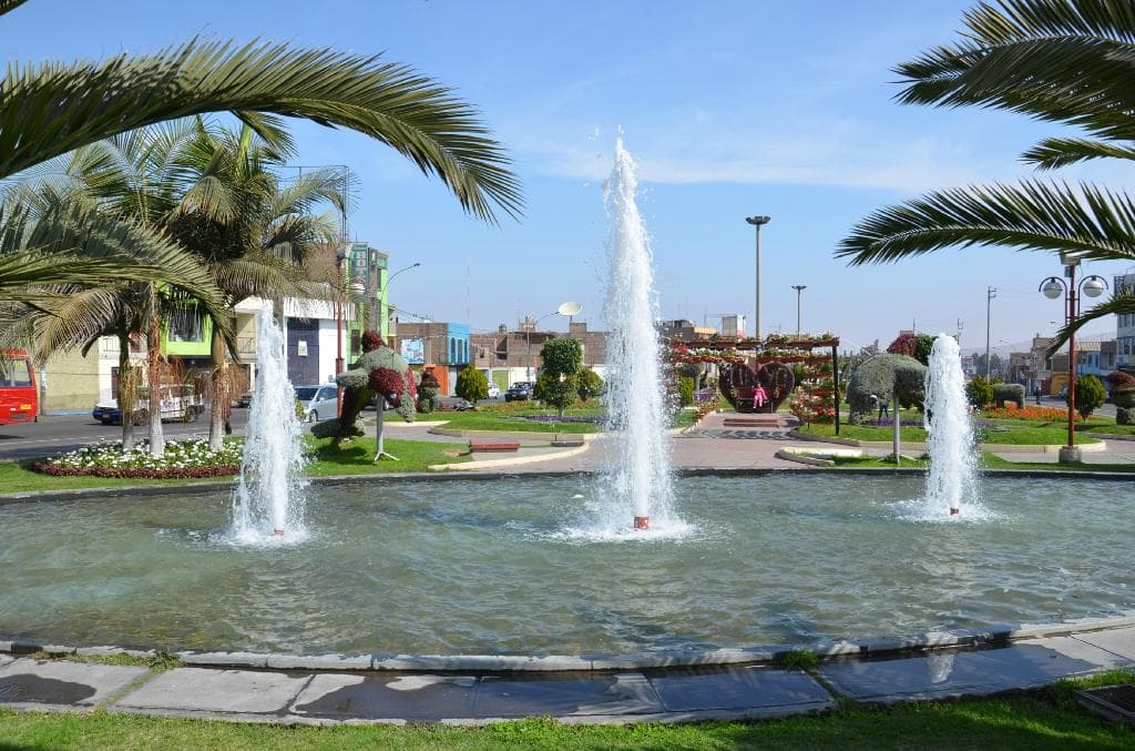 Parque Av. Leguia-Av. Augusto Leguia / Gustavo Pinto-Zoológico Vegetal-Delfínes