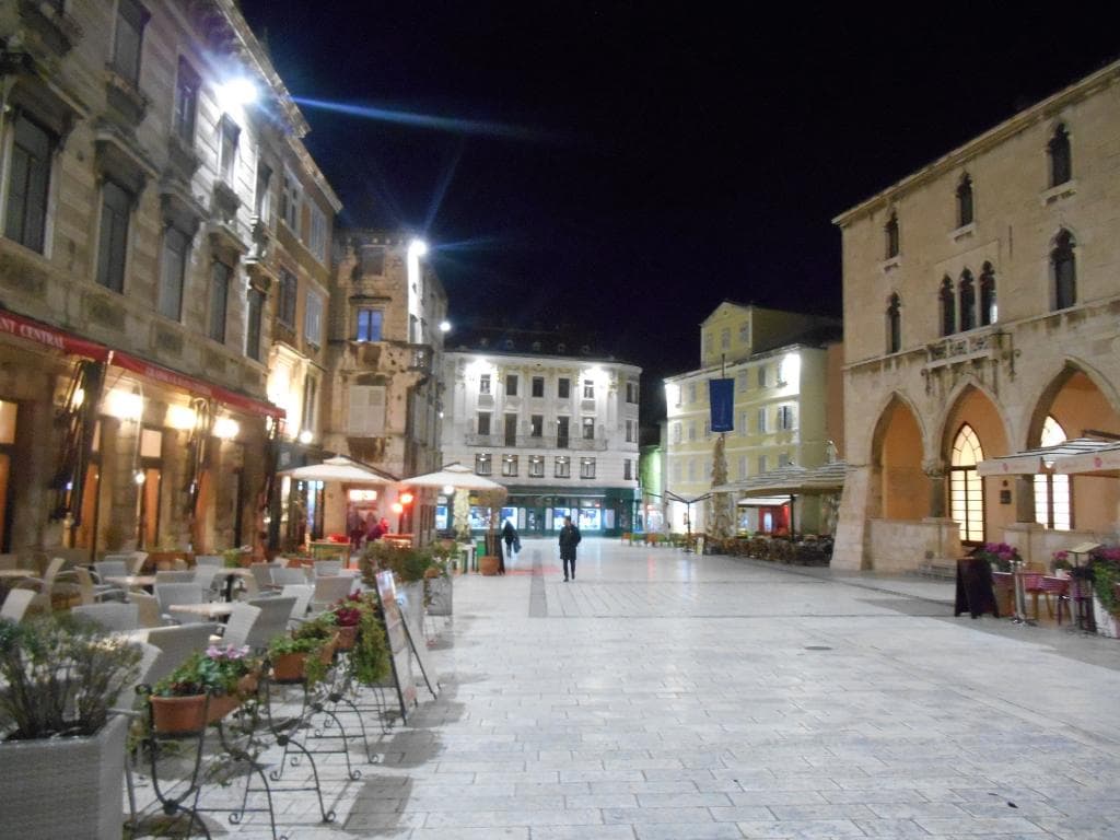 Praça a noite