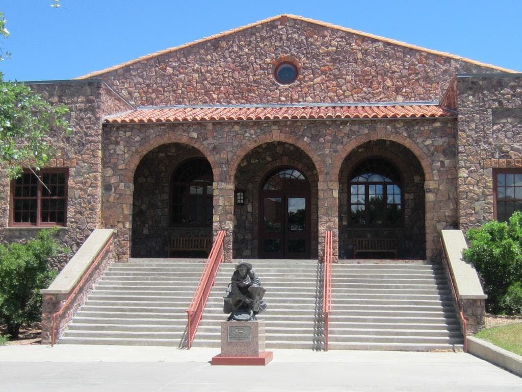 Entrance to the Museum