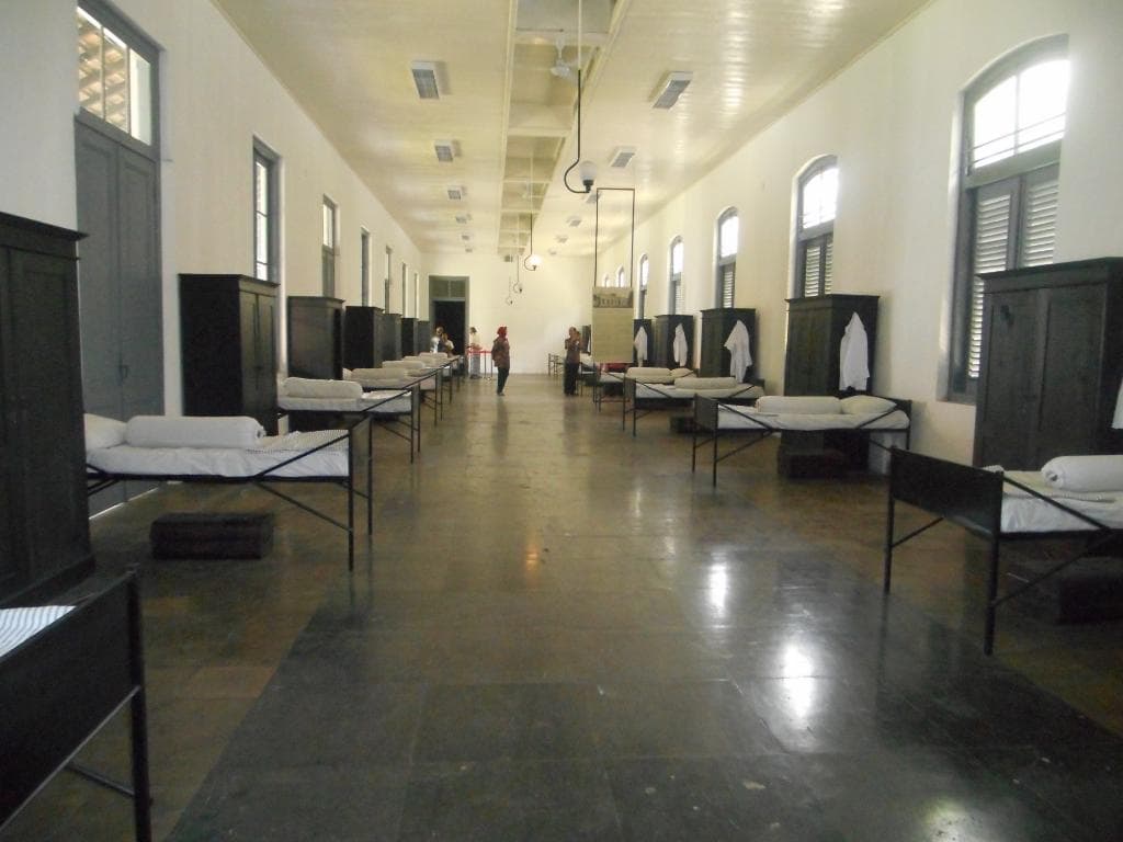 Kamar asrama mahasiswa