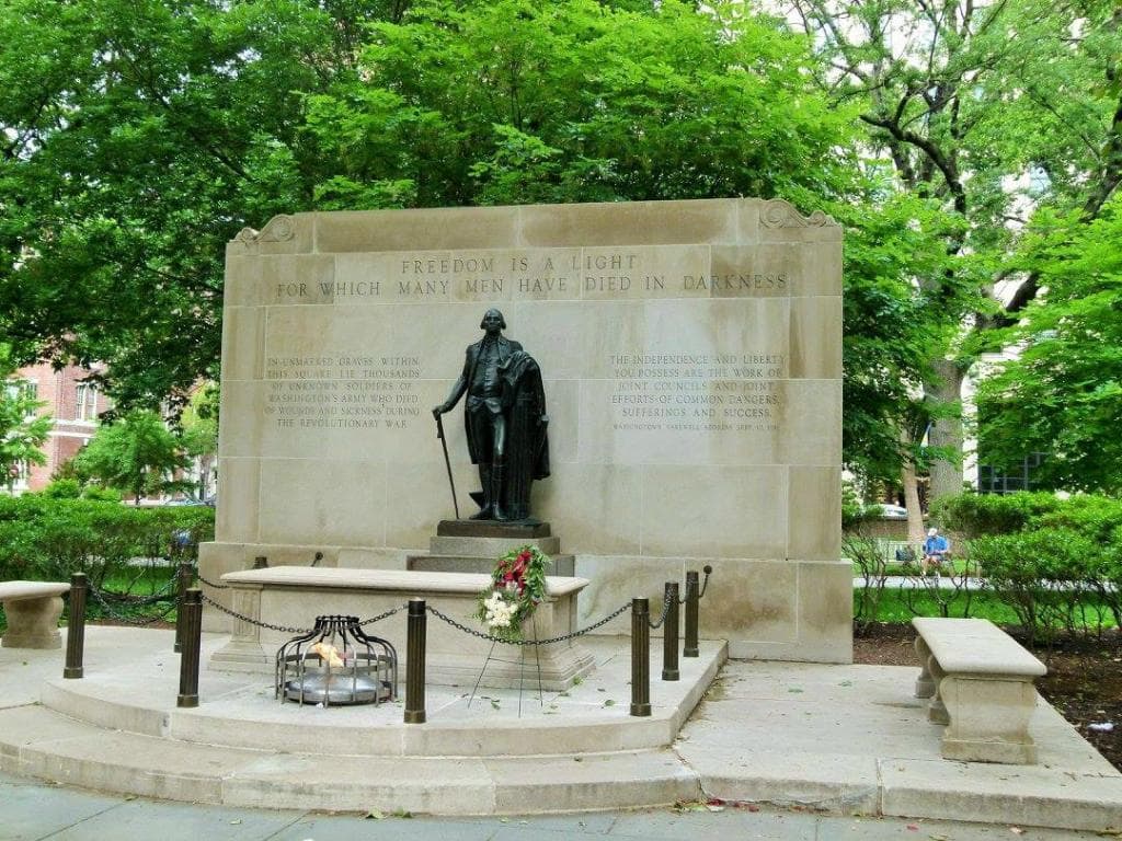 Memorial Washington Square Park