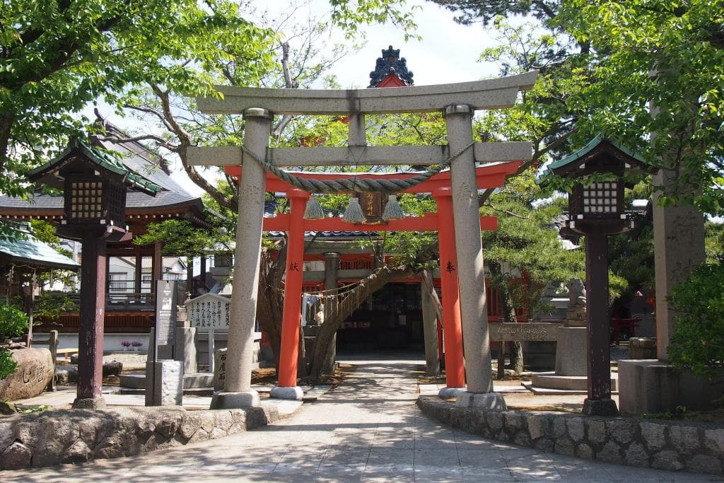 Minato Inari Shrine