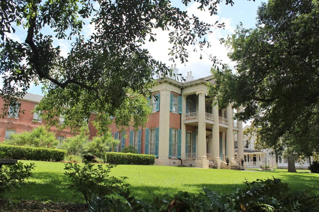 Magnolia Hall, Natchez, MS, May 2015