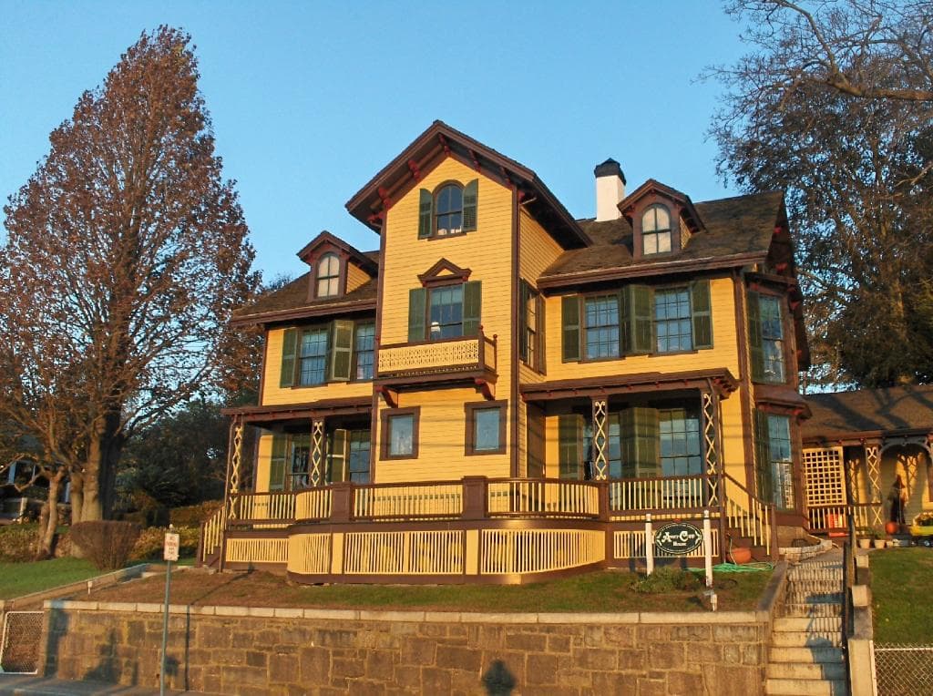 Avery-Copp House Exterior