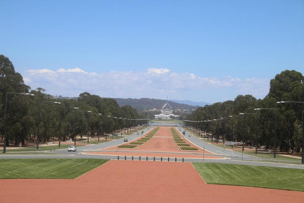 Anzac Drive towards the Parliament building