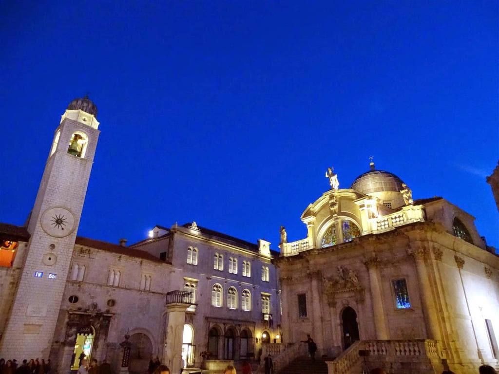 Bell Tower na praça central