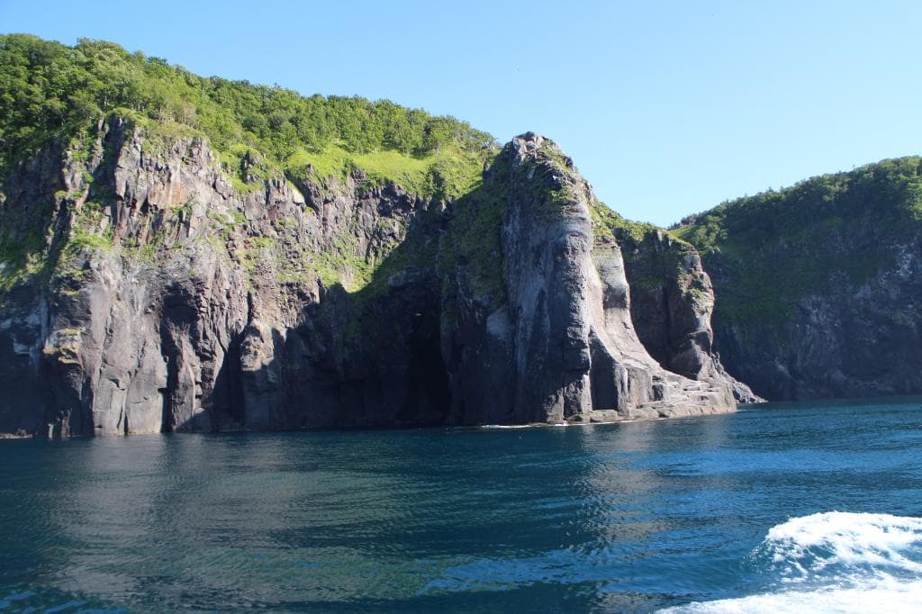 象岩。