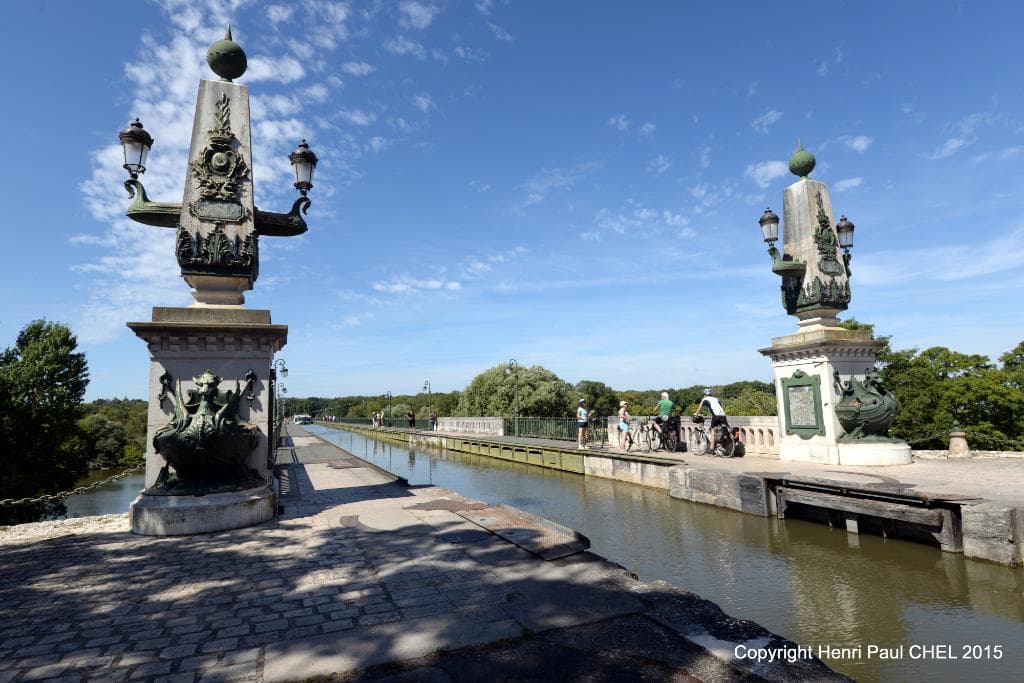 Le pont- canal côté BRIARE