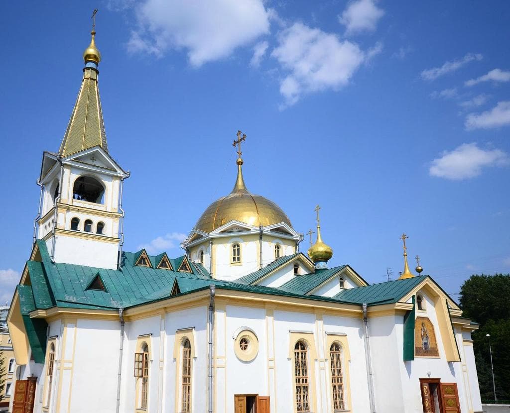 храм