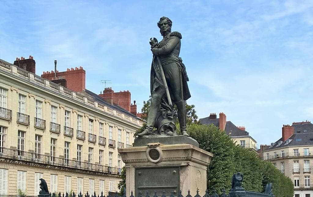 Statue de Cambronne