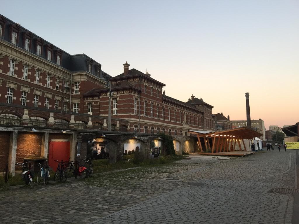 La gare saint sauveur, soirée de fête et expo sur Detroit présentée par Natalia de Medellîn