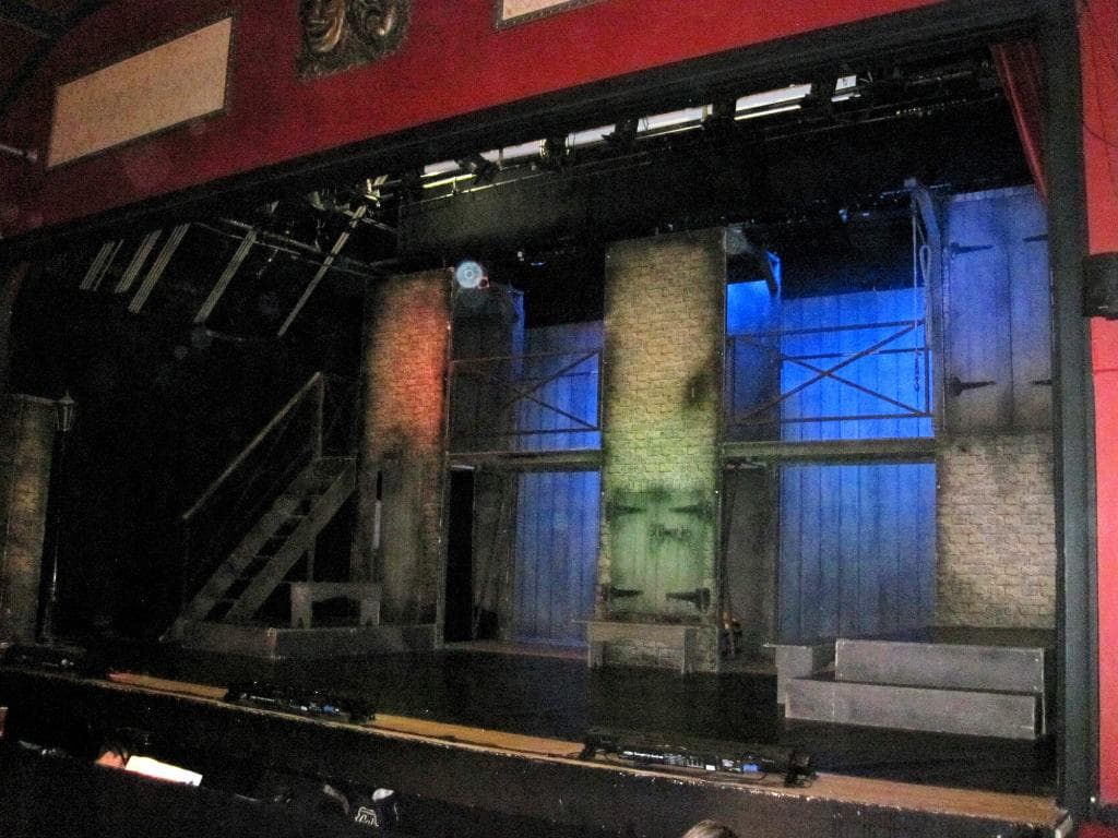 The stage set for "Oliver" at Manor Pavilion Theatre (29/Oct/15).