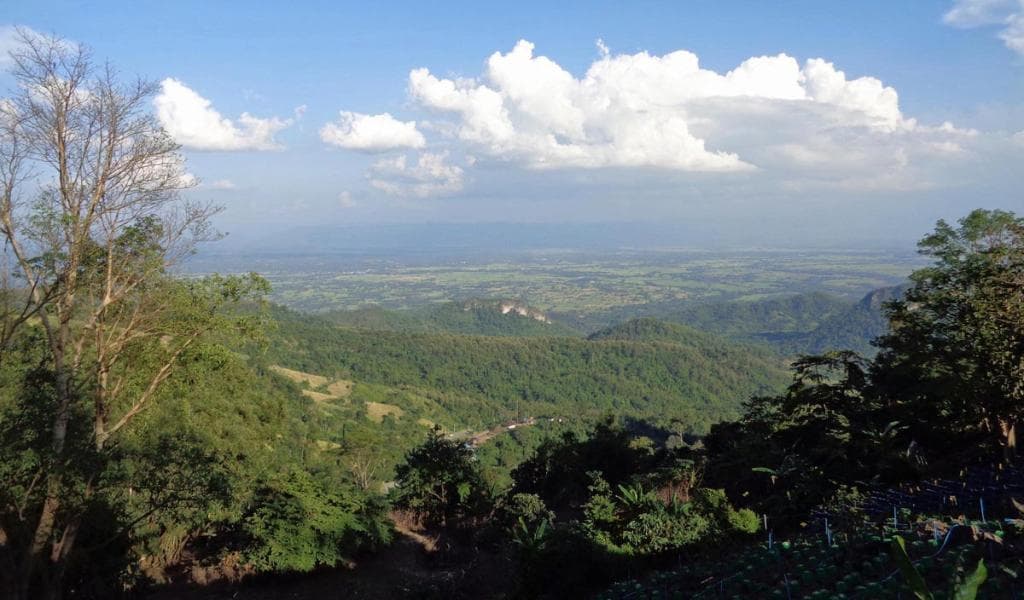 Breathtaking high mountain views of the valley below.