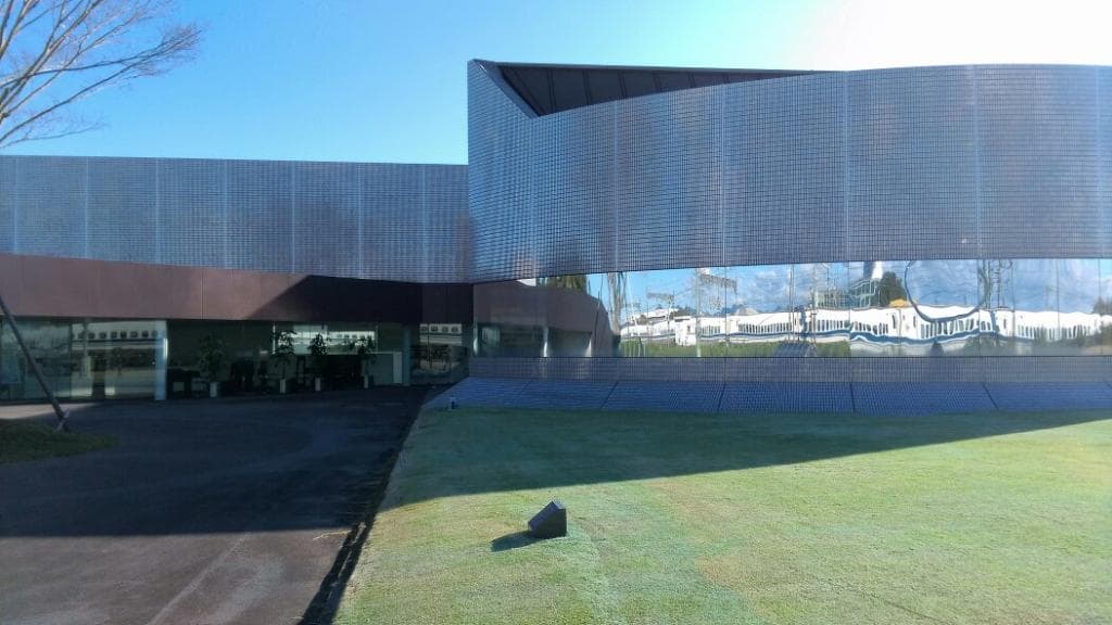 広いエントランス