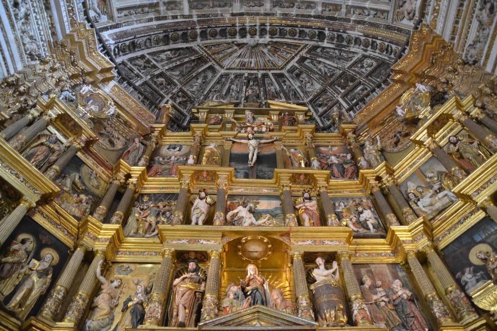 Prespectiva del retablo del altar