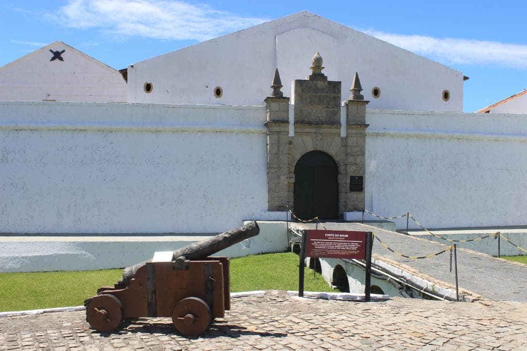 Cañón junto al acceso