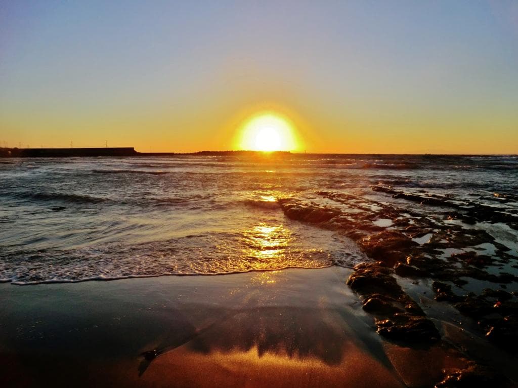 平砂浦 南端に位置する相浜からの夕日
