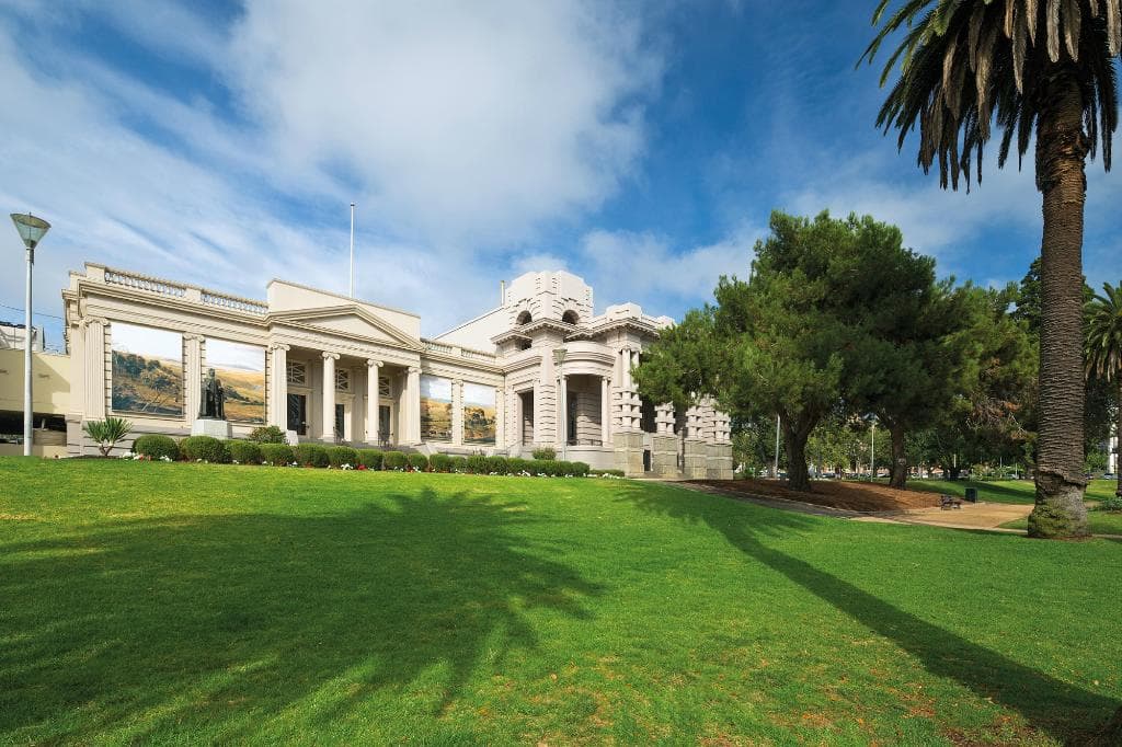 Geelong Gallery exterior from Johnstone Park. Photographer: John Gollings