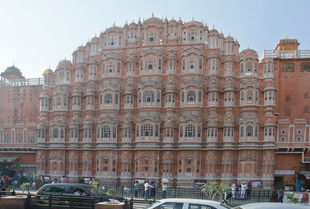 Hawa Mahal, where the ladies of the harem used to watch the bazaar