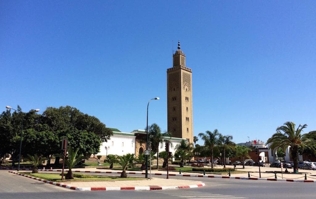 Plaza y Mezquita de As Souna