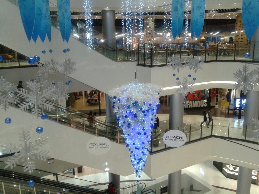Experience the Festive Atmosphere at Aeon Mall Long Bien