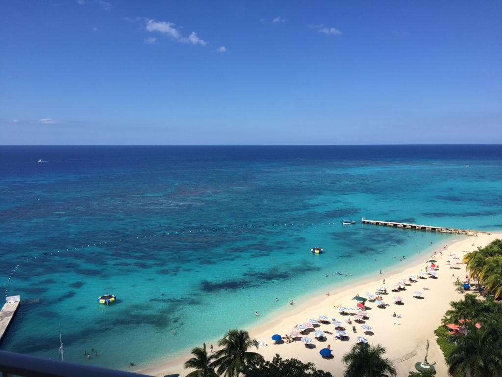 Doctor's Cave Beach