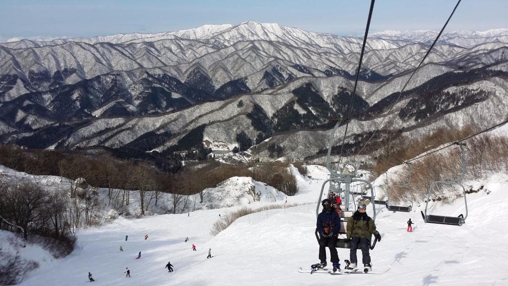Experience Snow at GranSnow Okuibuki