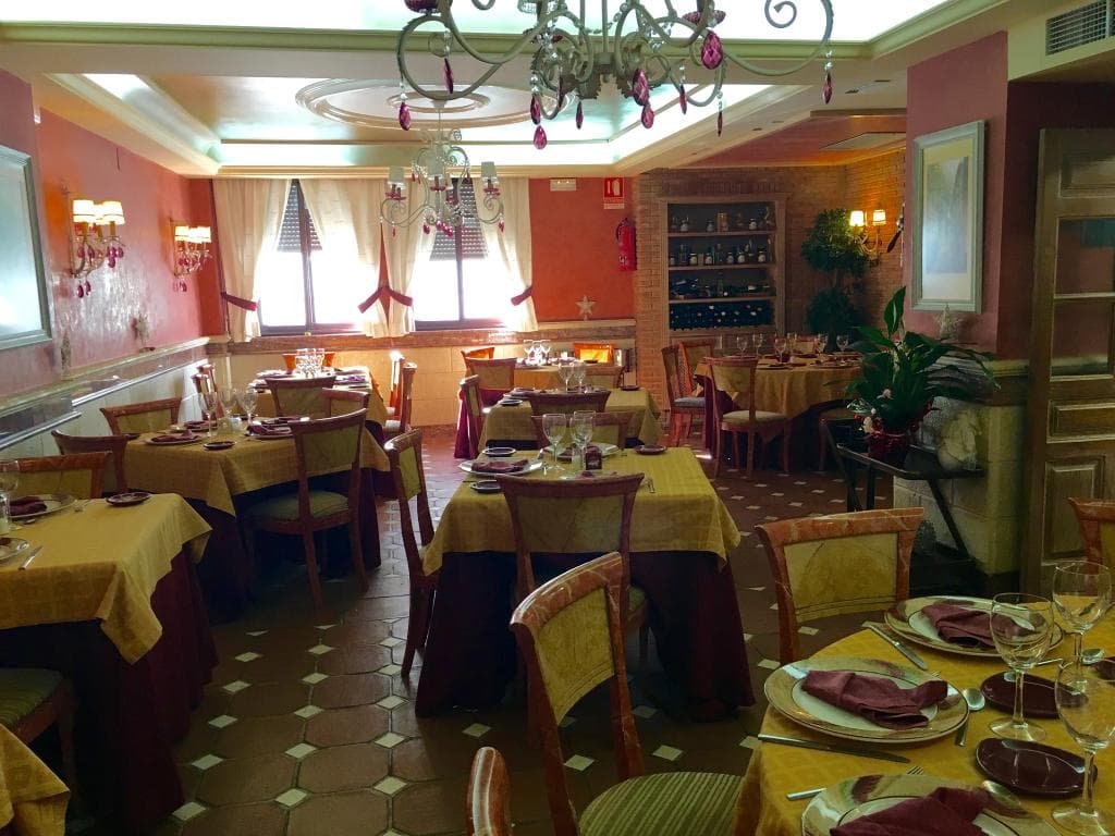 COMEDOR INTERIOR