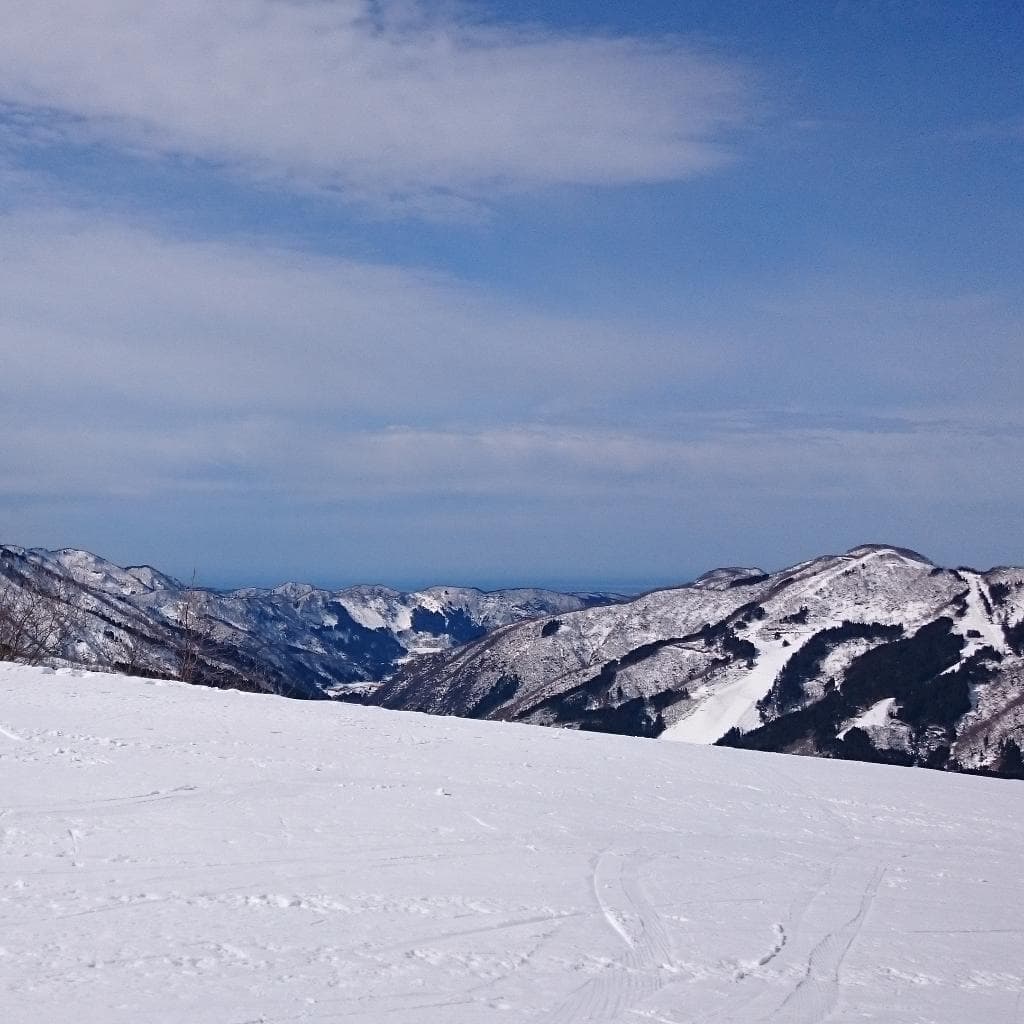 Ichirino Onsen Ski Resort