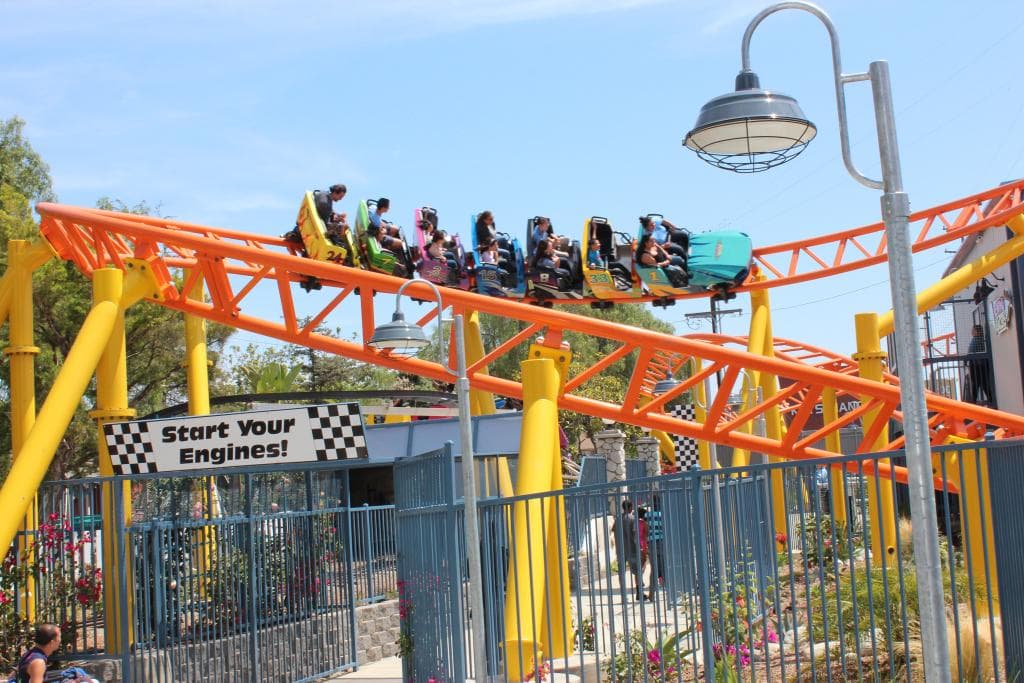 Race the the finish line on Rewind Racers!