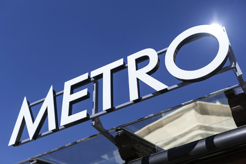 New Metro Sign