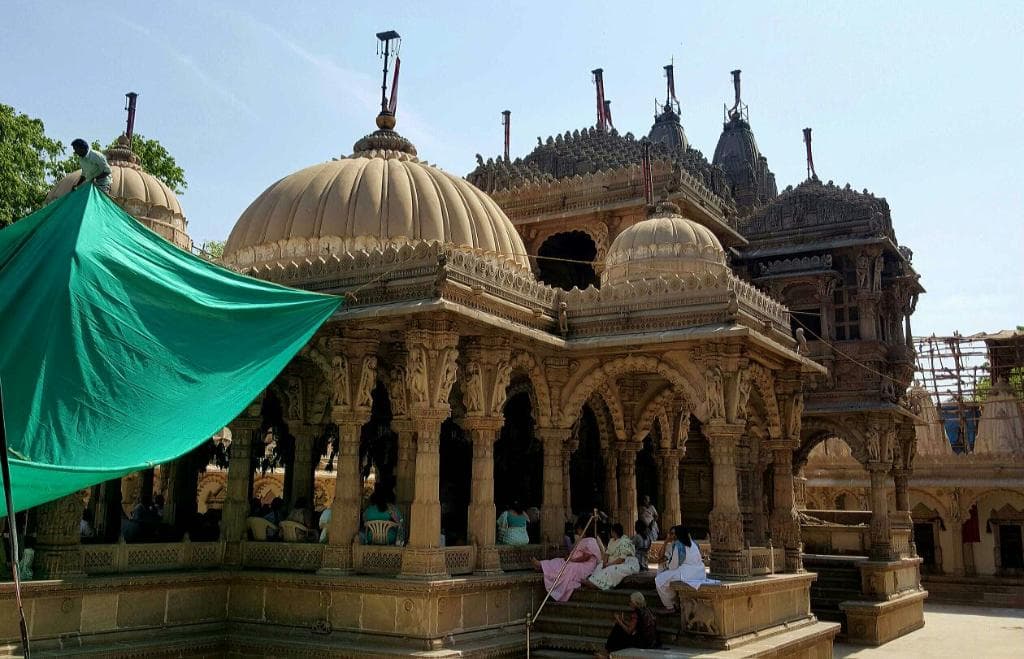 Hutheesing Jain Temple Ahmedabad