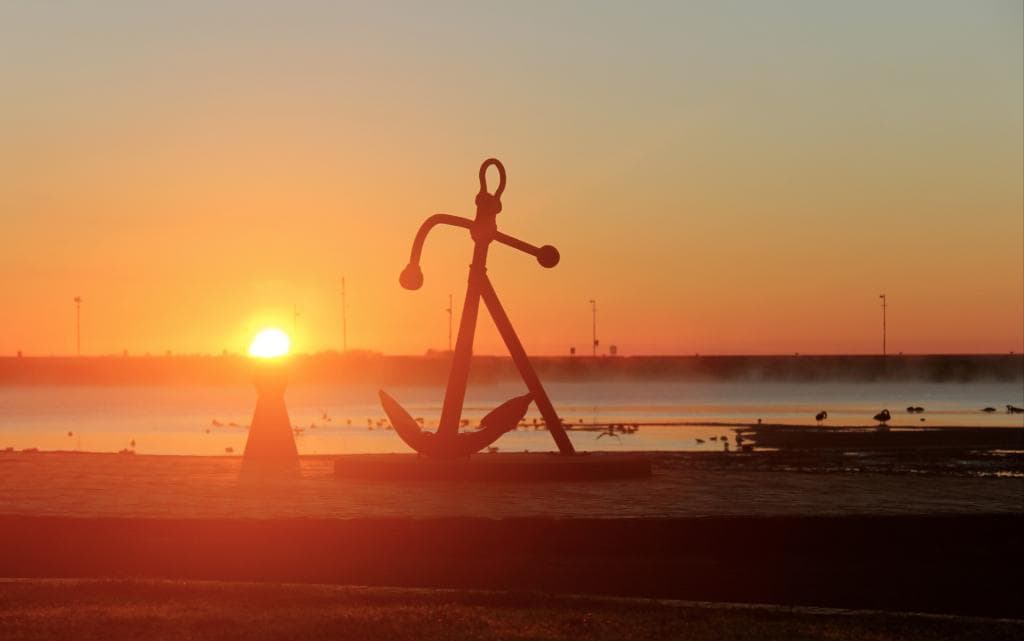 Checking out a sunrise from Rippleside Park