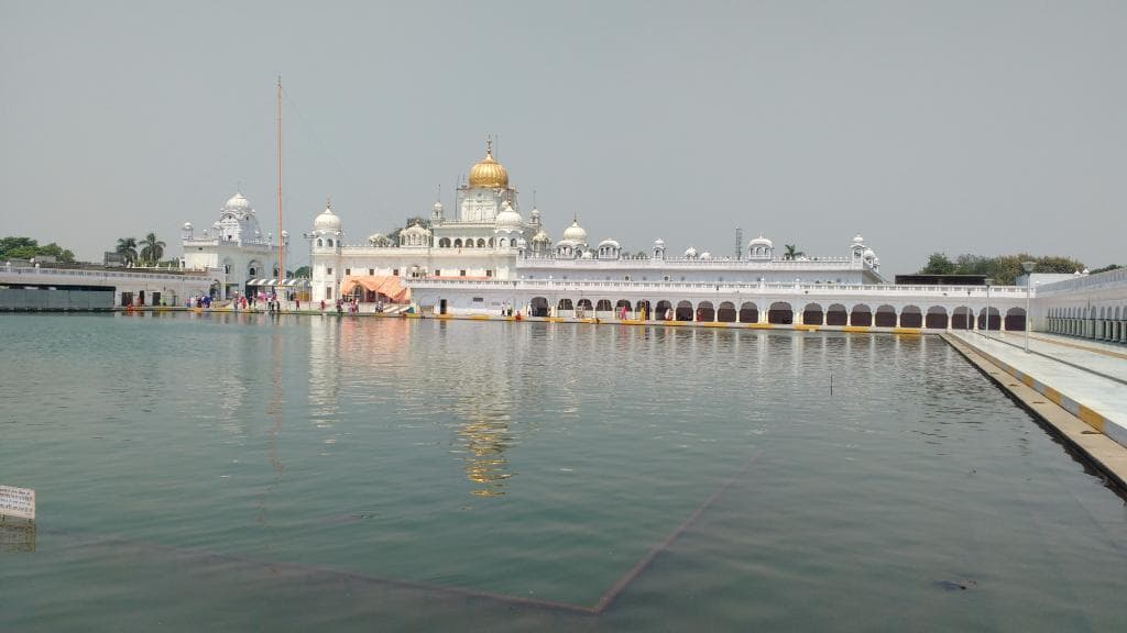 The sarovar adjacent to Gurdwara Dukh Nivaran