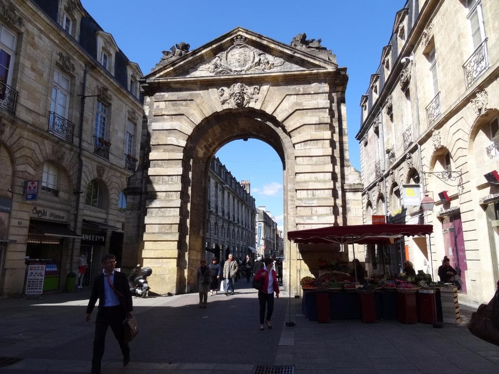 Porte Dijeaux